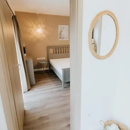 Bed and Breakfast Gyopar - Gyoparosfuerdo 4*