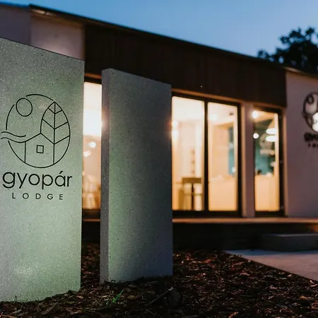 Bed and Breakfast Gyopar - Gyoparosfuerdo 4*