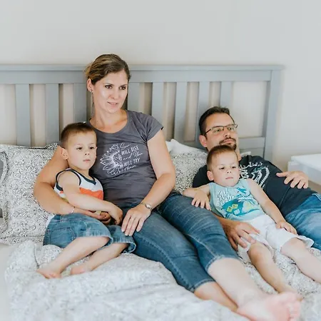 Gyopar - Gyoparosfuerdo Bed & Breakfast