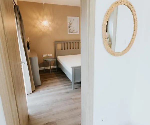 Bed and breakfast Gyopár - Gyopárosfürdő 4*